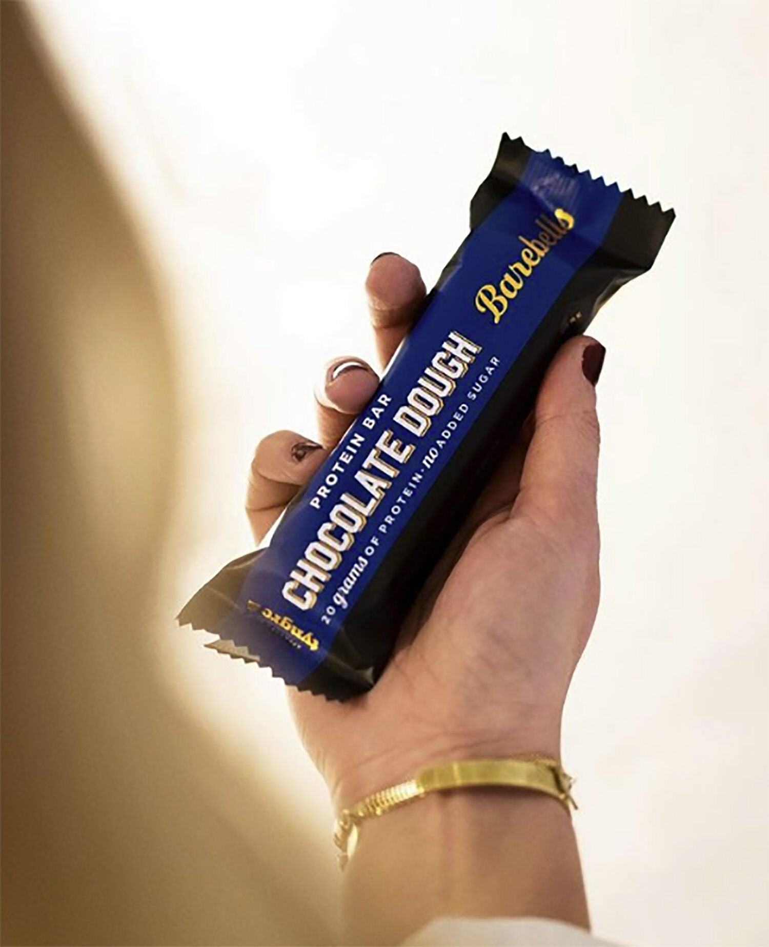 Barebells Protein Bar Chocolate Dough Lifestyle
