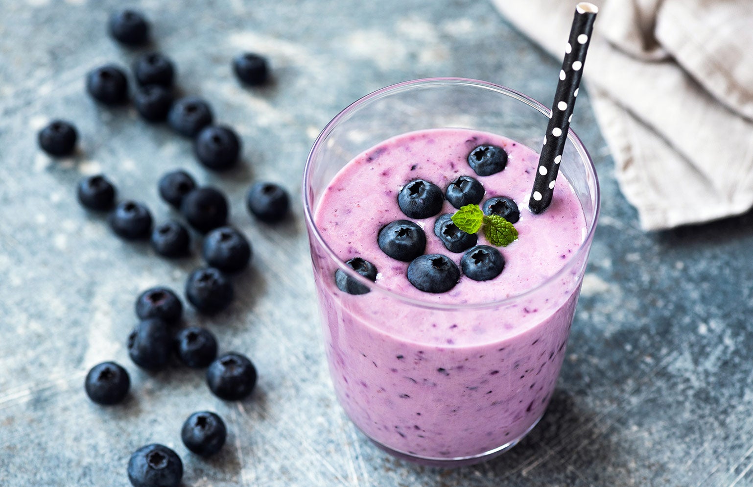 Blueberry Protein Shake With Whey Protein Recipe GNC