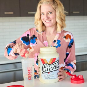 Rachel_Baker_GhostVegan_pour