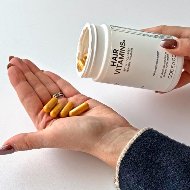 Rachel_Baker_Peri_Hair_Vitamins_Hands