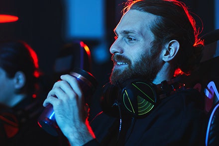 11 TIPS TO STAY HEALTHY WHILE GAMING
